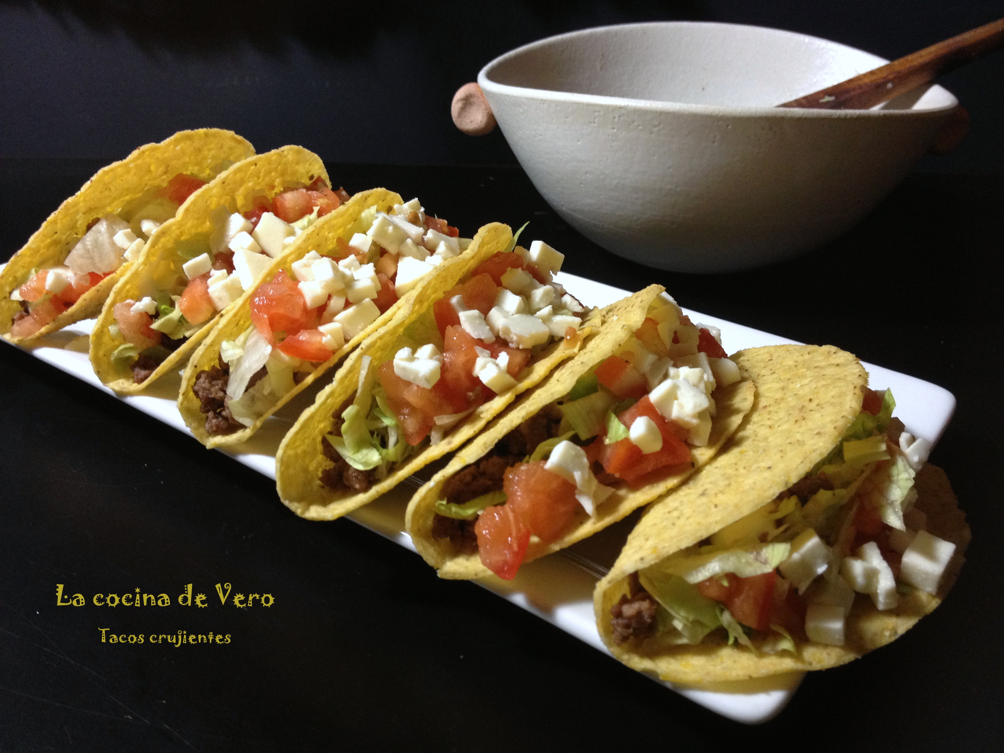 Tacos crujientes con carne molida