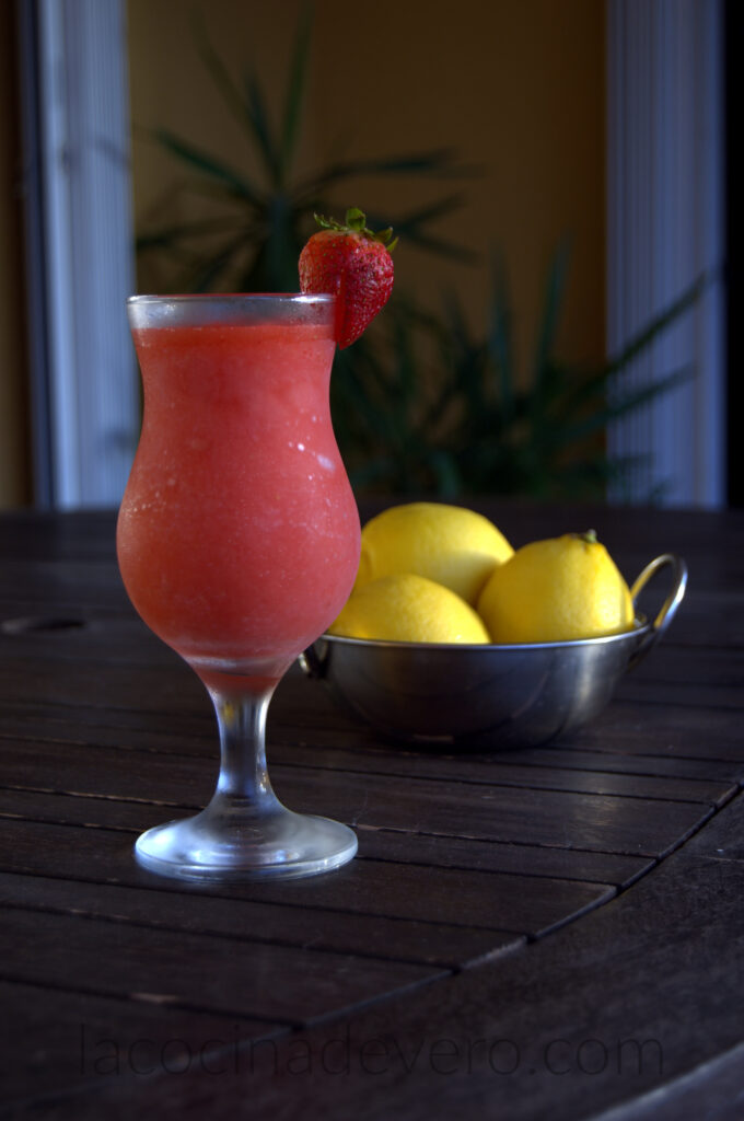 Daiquirí de fresa / Strawberry Daiquiri