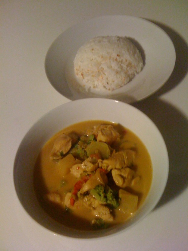 Curry de pollo estilo tailandés