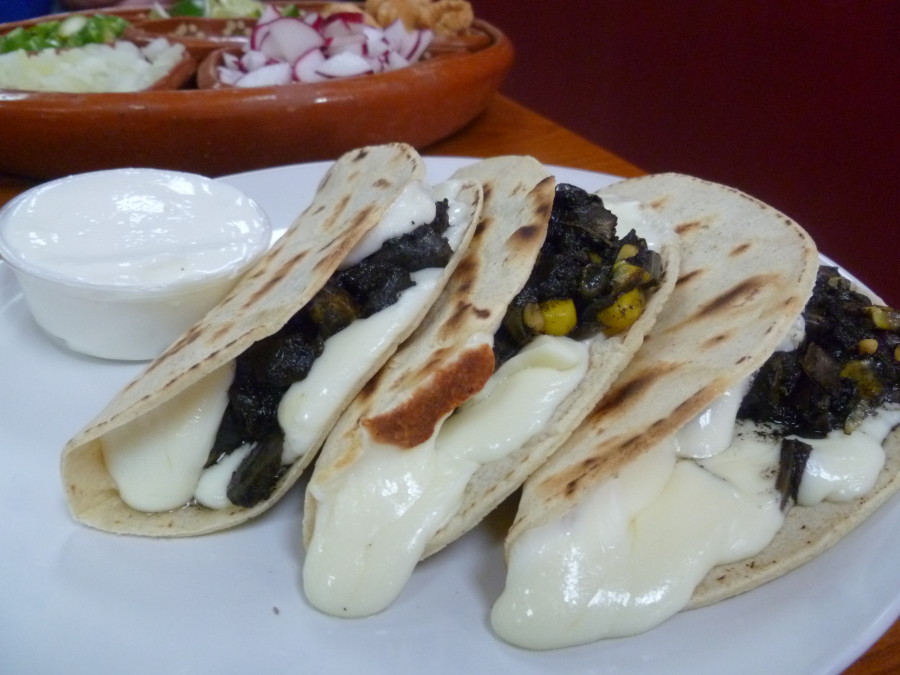Taquería Tenango's: Comida mexicana de verdad / Authentic Mexican Food